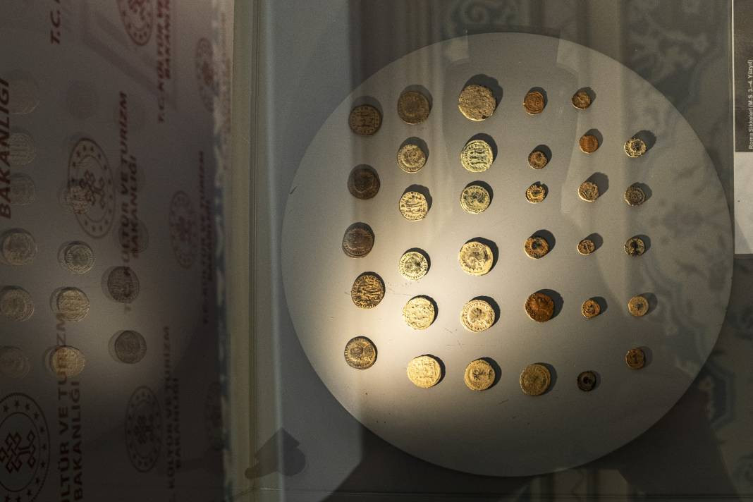 ABD’den Türkiye’ye tarihi iade! Roma’nın hazinesi Anadolu’ya geri döndü: 83 sikke vatanında - Resim: 10